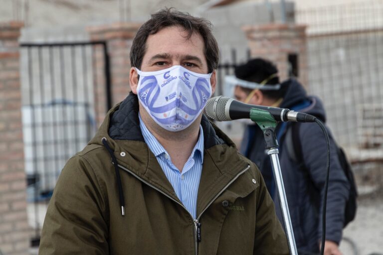 Inauguraron red de gas que beneficia a 330 familias de Comodoro