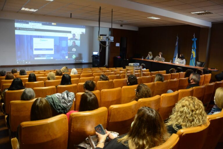 Educación pondrá en marcha un software que agilizará los procesos administrativos