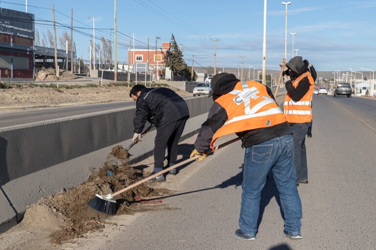 El Municipio coordina la limpieza y mantenimiento de la Ruta Nacional  N°3 durante el fin de semana