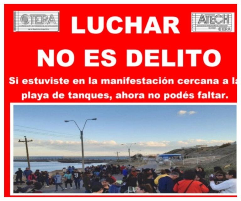 Docentes se convocan afuera del Juzgado Federal para acompañar a Daniel Murphy