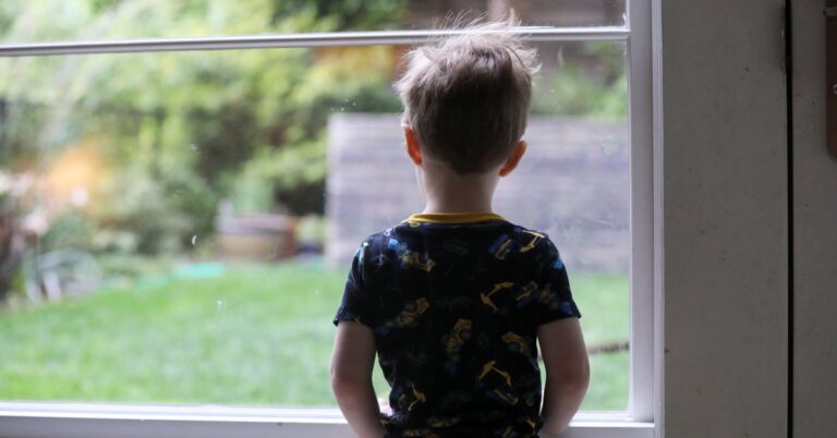 Alarma en Estados Unidos por una masiva ola de contagios de niños por coronavirus