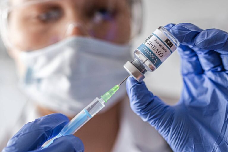 Coronavirus: el gobierno anunciará la prueba de otra vacuna