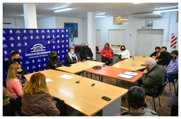 Transportistas Escolares solicitan medidas para paliar la crisis del sector
