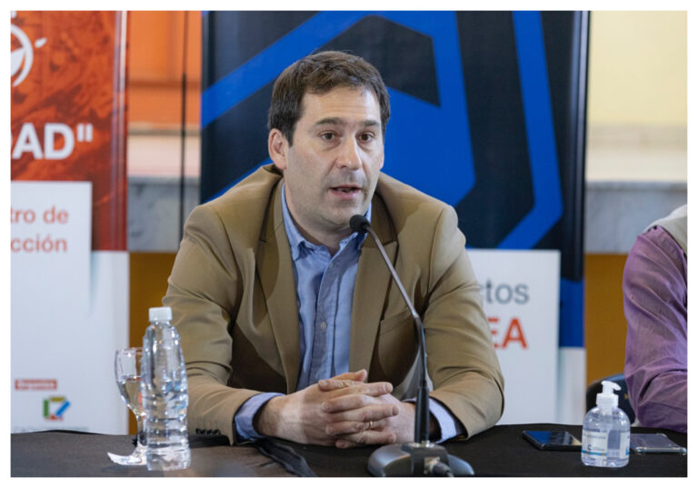 «Repudio la decisión política de realizar medidas violentas contra los trabajadores/as»