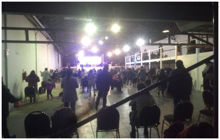 Comodoro: desalojaron a fieles que se habían reunido en un templo