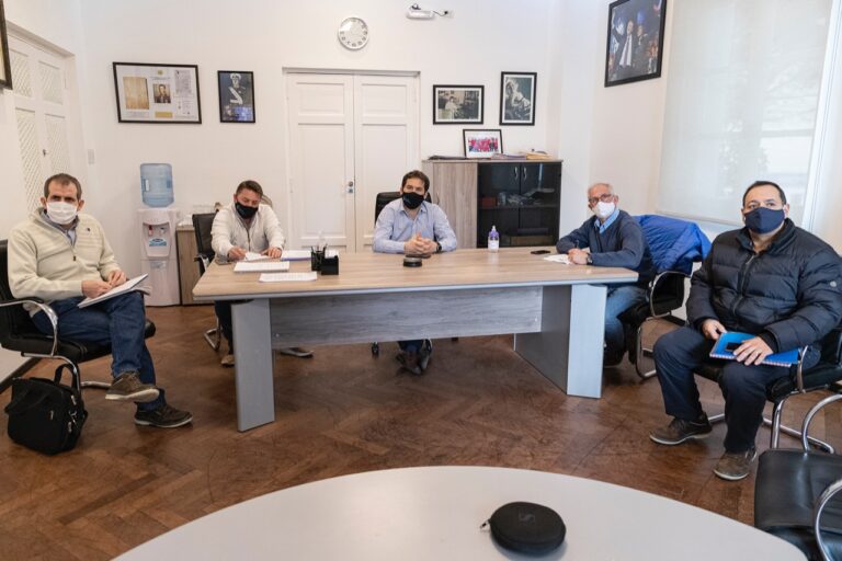 Luque gestiona ante Camuzzi para facilitar a las familias el costeo de instalaciones de gas