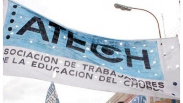 Cese de suplencias: «estarían dejando en la calle alrededor de 1500 docentes»