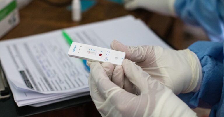 La OMS distribuirá 120 millones de test rápidos en países de medios y bajos ingresos