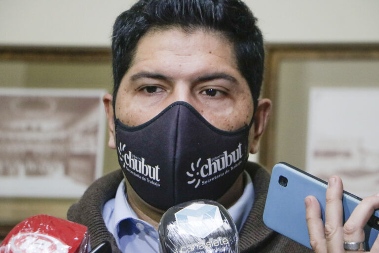 El secretario de Trabajo del Chubut, Cristián Ayala, dio positivo de coronavirus