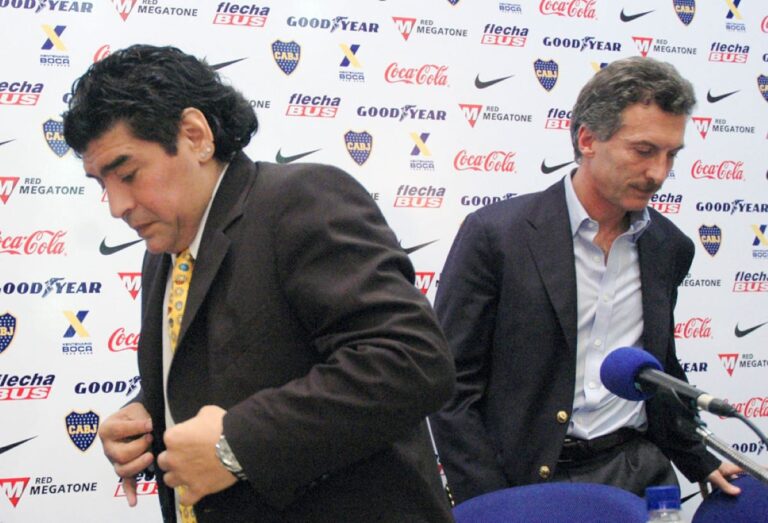 Maradona a Macri: «Tus decisiones le cagaron la vida a dos generaciones de argentinos»