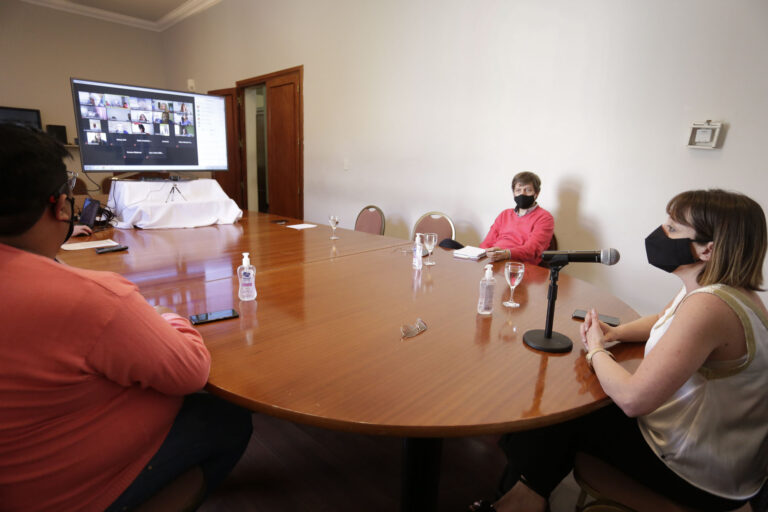 Salud refuerza medidas de prevención en organismos del Estado Provincial