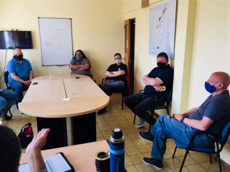 Pesca: Aguilar se reunió con representantes de las flotas Amarilla y Artesanal