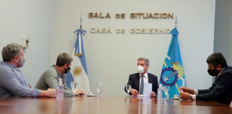 Arcioni recibió a representantes del sector pesquero
