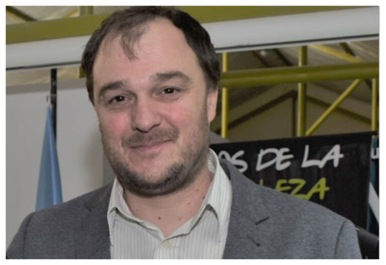 El rector de la UNPSJB, Carlos De Marziani, dio positivo de coronavirus