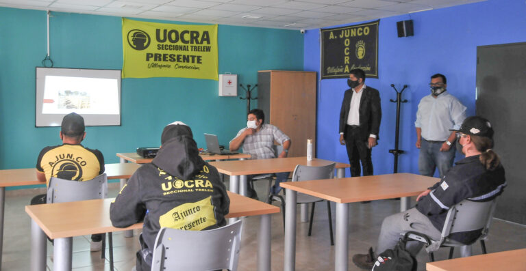 La Secretaría de Trabajo lleva adelante capacitaciones junto a la UOCRA