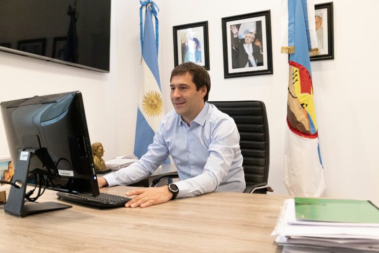 Expo Industrial: Luque participará de un conversatorio con intendentes y autoridades provinciales