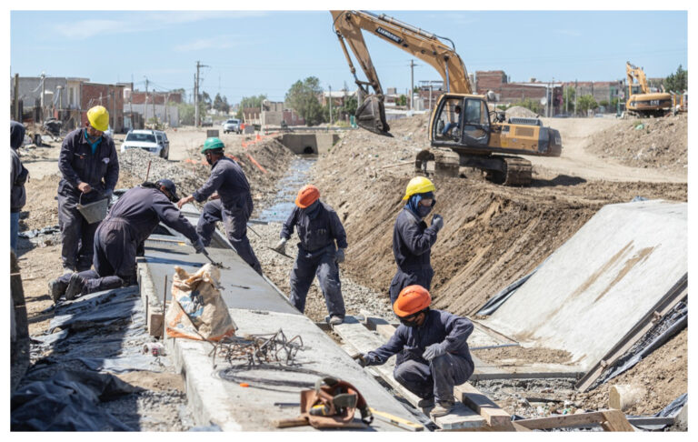 Luque recorrió los pluviales de zona sur que son parte de las obras hídricas fundamentales para evitar inundaciones