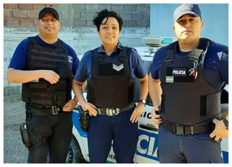 Policías le salvaron la vida a un pequeño de 2 años que había dejado de respirar