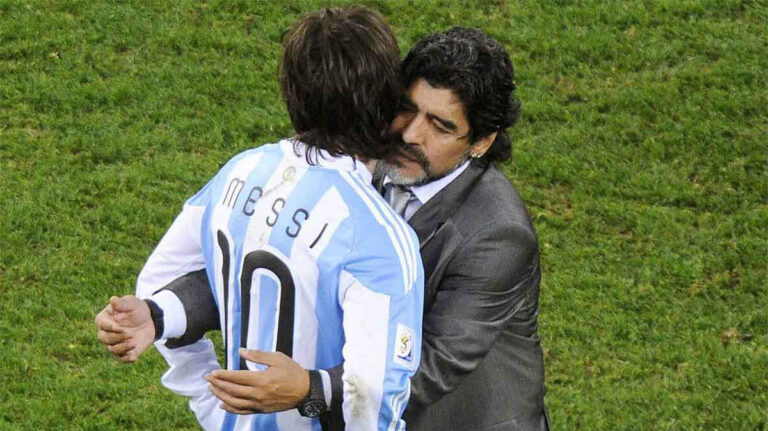 «Nos deja pero no se va, porque el Diego es eterno», escribió Messi
