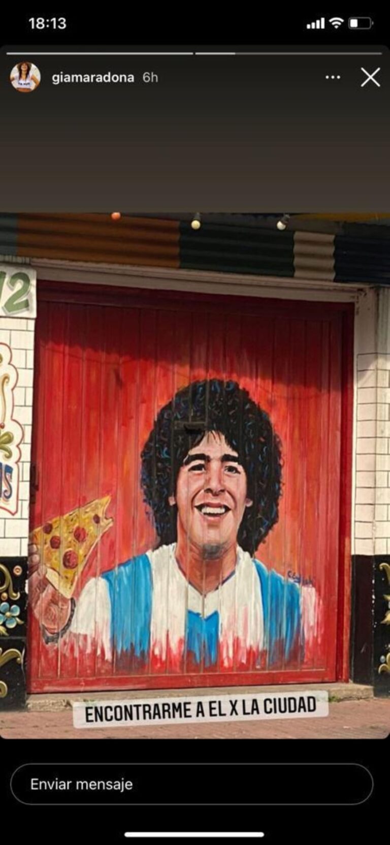 Un comodorense pintó un mural de Diego antes de su muerte y Gianinna lo compartió