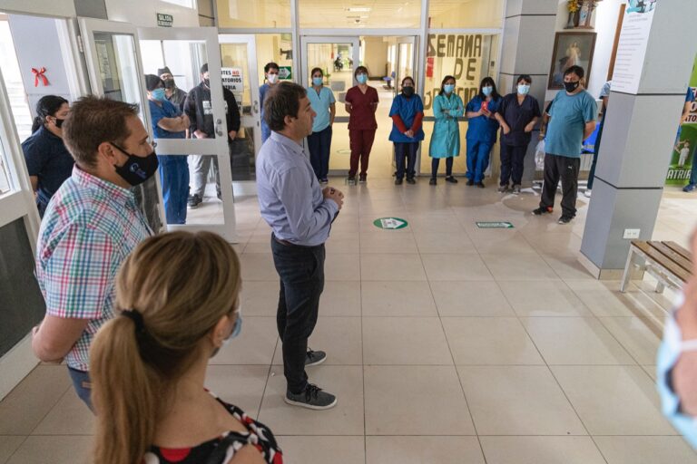 Luque agradeció a todo el sistema de salud por su compromiso