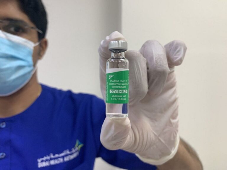 Coronavirus: Llegaron 580 mil dosis de vacunas producidas en la India