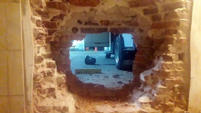 Golpe a la empresa Brinks: Ladrones se llevan 45 millones de pesos