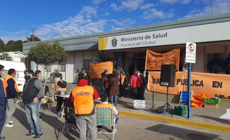 Chubut: Salud irá a paro si no son convocados por el ministro Antonena