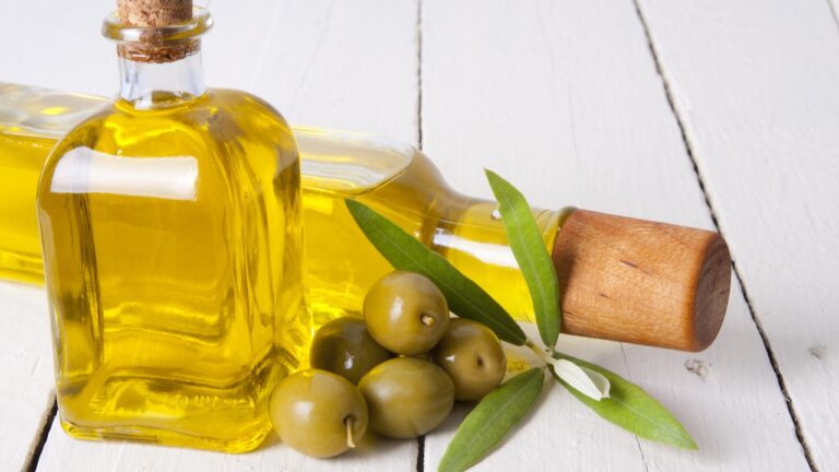 La ANMAT prohibió la comercialización de dos aceites de oliva y un jengibre