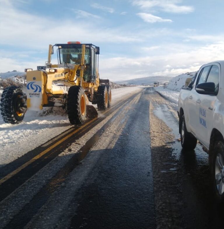 Vialidad Nacional inicia las jornadas de mantenimiento invernal en Esquel