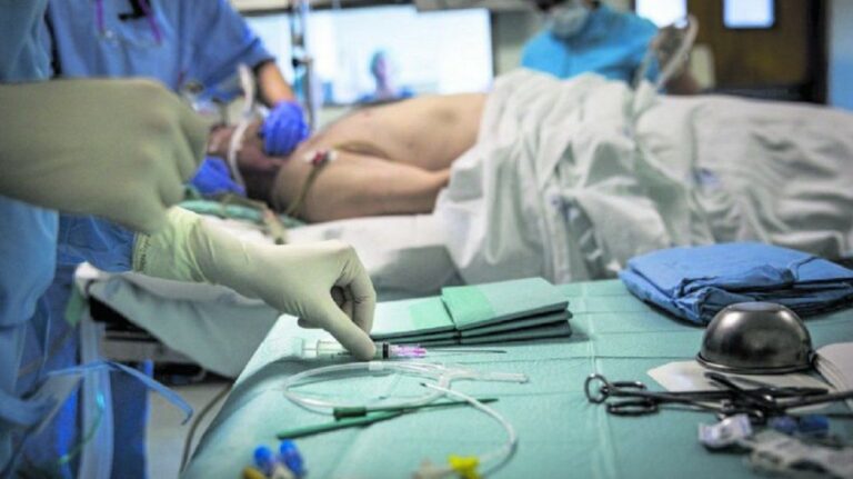 Anestesistas del Hospital Regional levantaron el paro anunciado