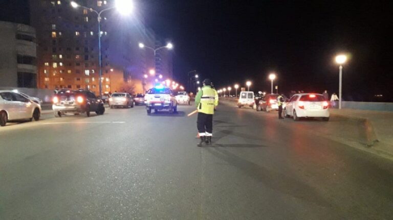 Comodoro: manejaba ebrio y embistió a tres autos