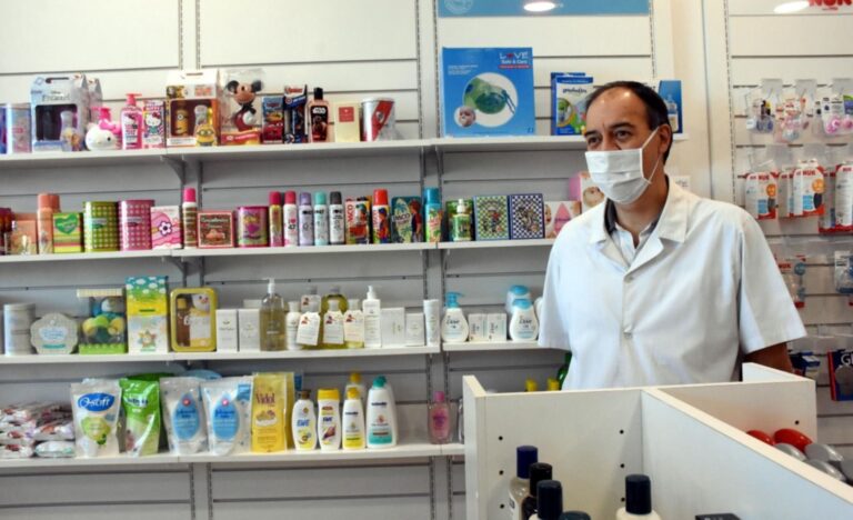 Comenzarán a vender el test rápido de coronavirus en las farmacias de Chubut