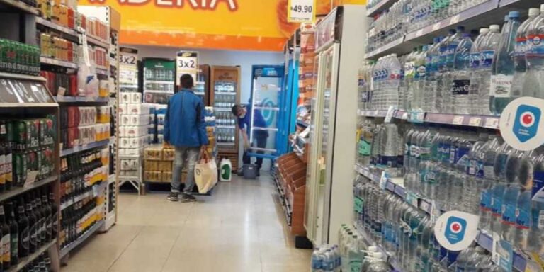 El Gobierno lanza el programa con 70 productos a precio fijo