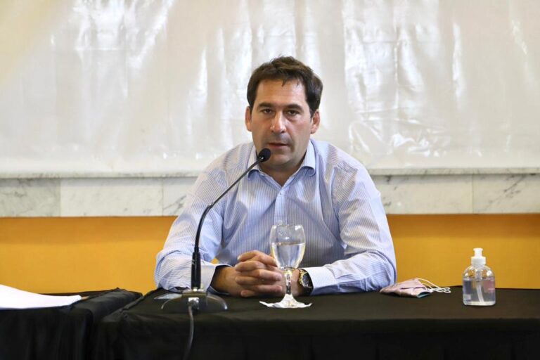 Luque «Somos un Estado presente que escucha a los comodorenses y brinda soluciones»