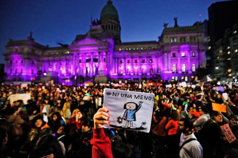 En 2020 hubo un femicidio cada 35 horas, casi el 80% en contexto de violencia doméstica