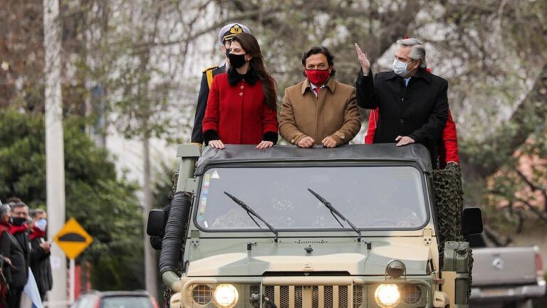 Alberto Fernández encabezó el homenaje al general Güemes en Salta
