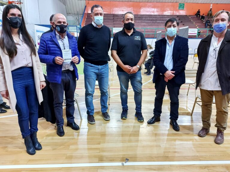 Llugdar puso en valor la importancia de vacunarse contra el coronavirus