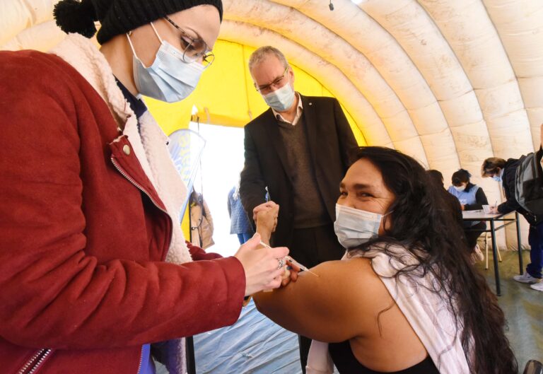 Chubut vacunó contra el coronavirus al 60% de la población de mayores de 18 años