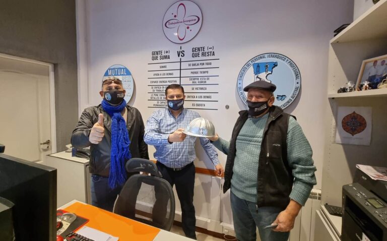 Dos de los fundadores de Petroleros Jerárquicos, aún jubilados, siguen trabajando para la Institución