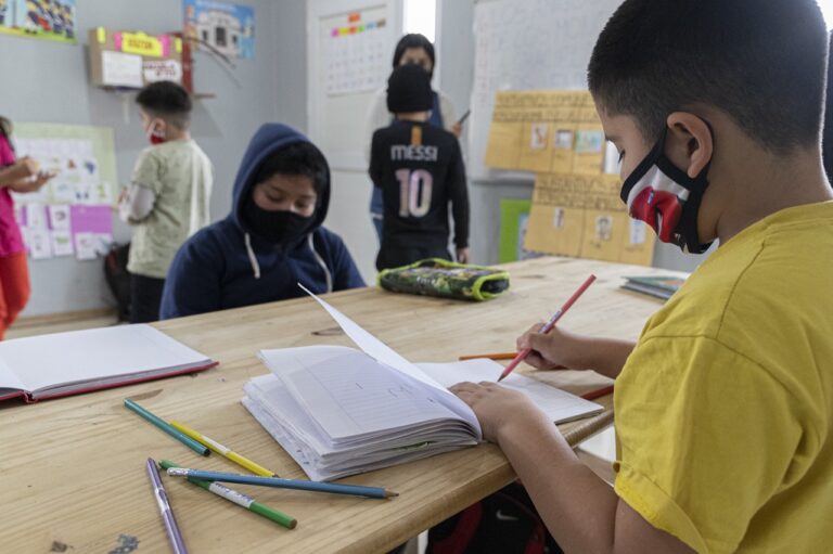 Comodoro fortalece el acompañamiento a niños y niñas en edad escolar