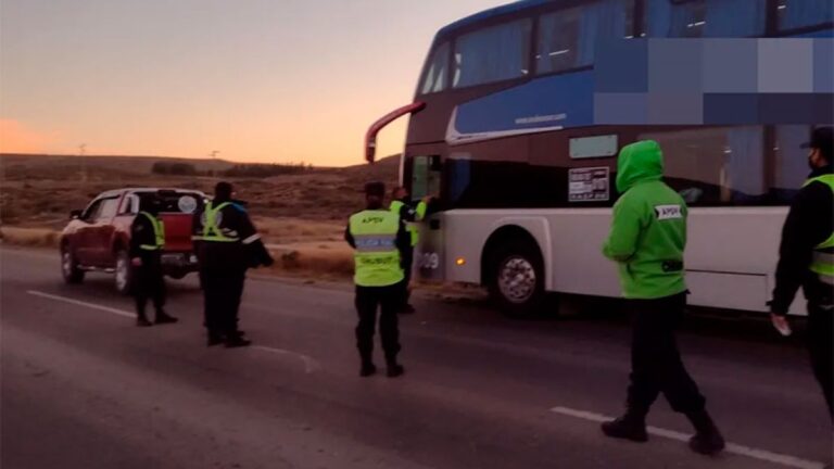 Rada Tilly: Un chofer de colectivo dio positivo de cocaína y metanfetaminas