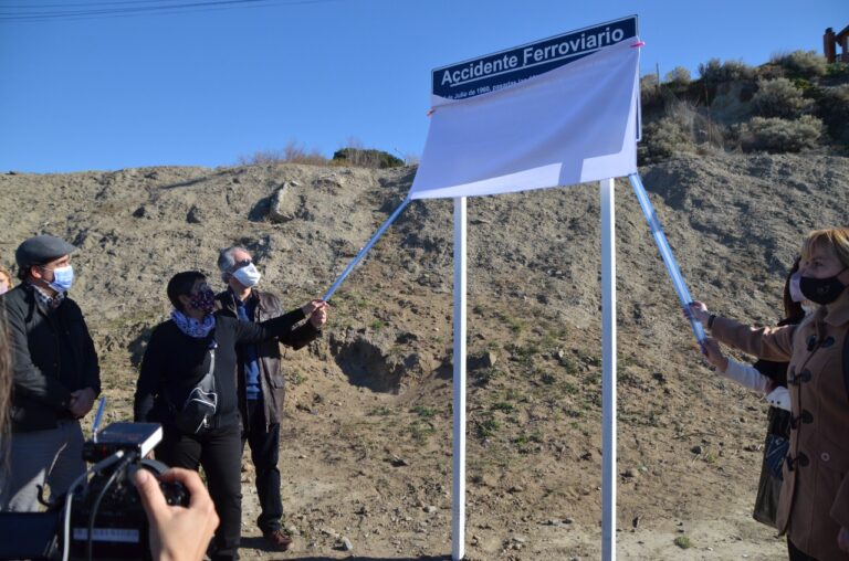 Comodoro: homenajearon a las víctimas del choque de trenes en Km. 3