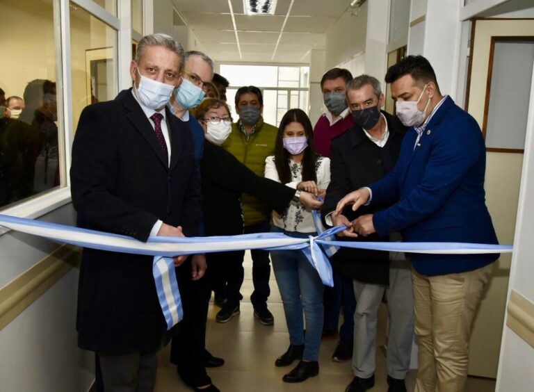 PAE entregó equipamiento para la nueva sala de internación del Hospital Rural de Sarmiento