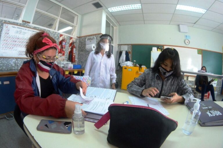 Relevarán la opinión de quienes cursan sexto grado sobre cómo vivieron este tiempo de pandemia