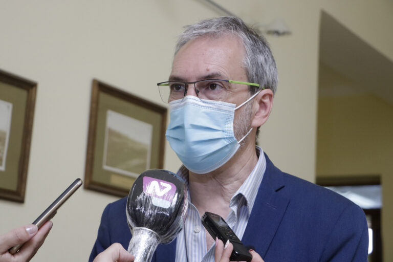Pedirán PCR y certificado de vacunas a extranjeros que ingresen a Chubut