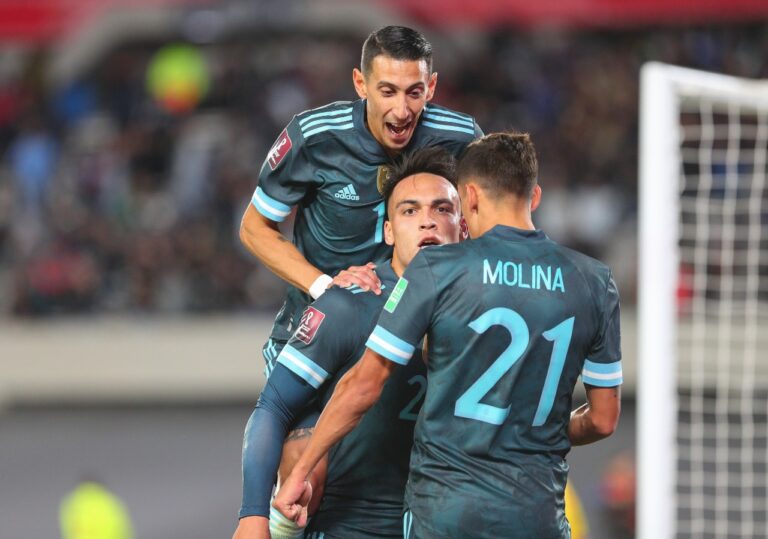 Argentina le ganó a Perú y está más cerca del Mundial Qatar 2022