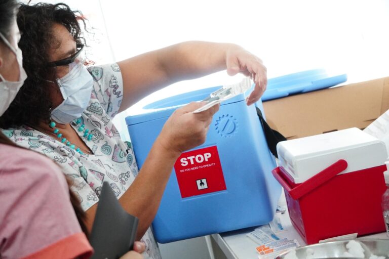 Rada Tilly inicia la vacunación contra el coronavirus de niños entre 3 y 11 años