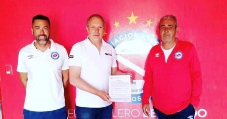 El Club Atlético Rada Tilly firmó convenio con Argentinos Juniors