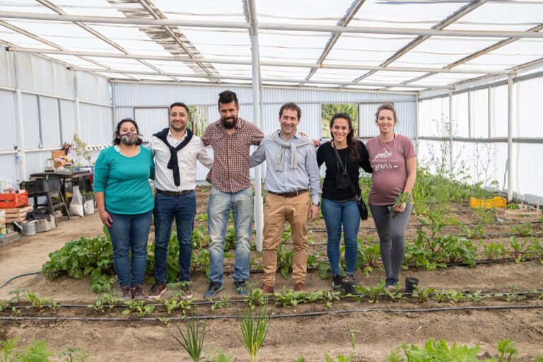 Brindan apoyo a productores de Comodoro que contienen a personas en situación de vulnerabilidad